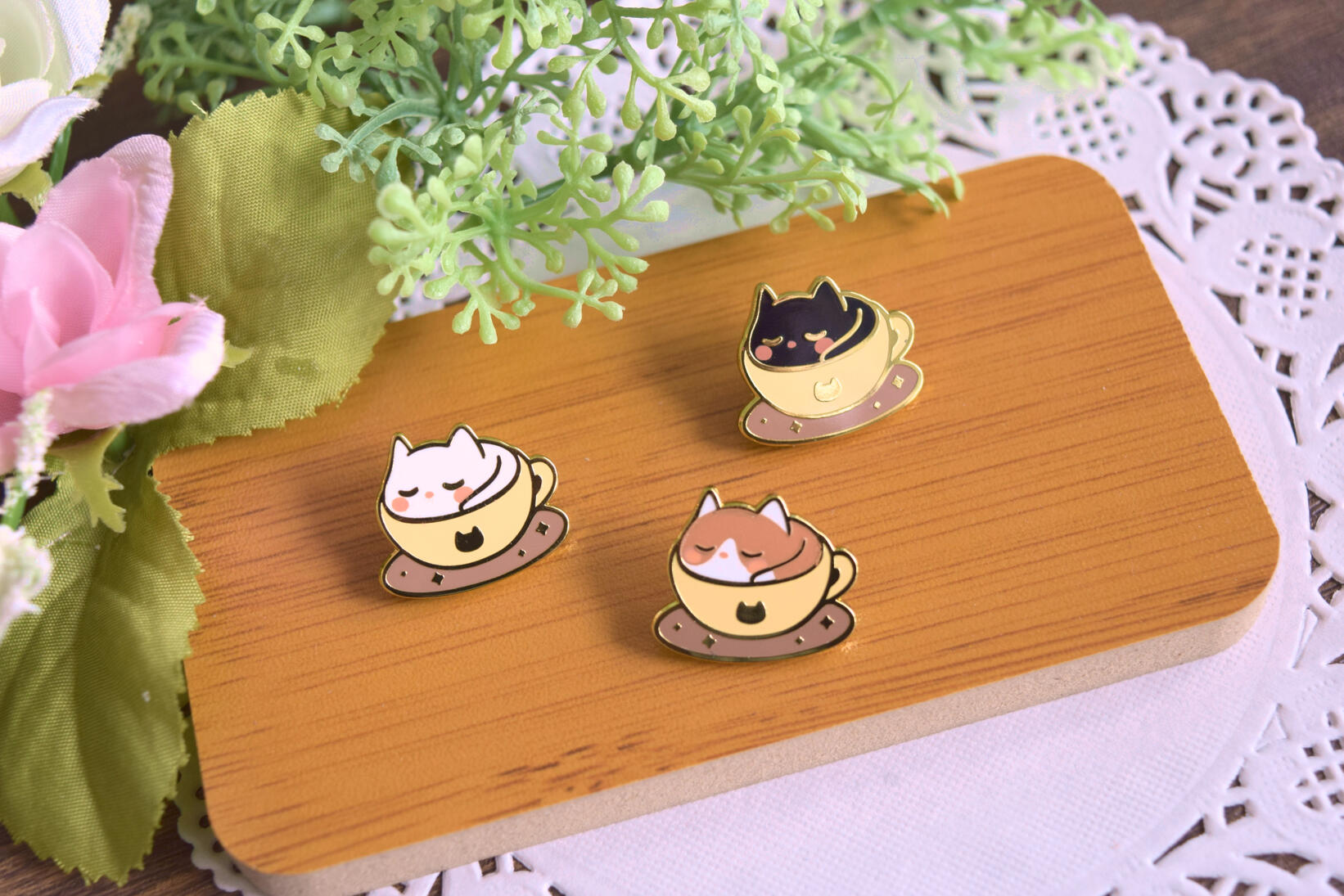 Mini Cat Latte Pins