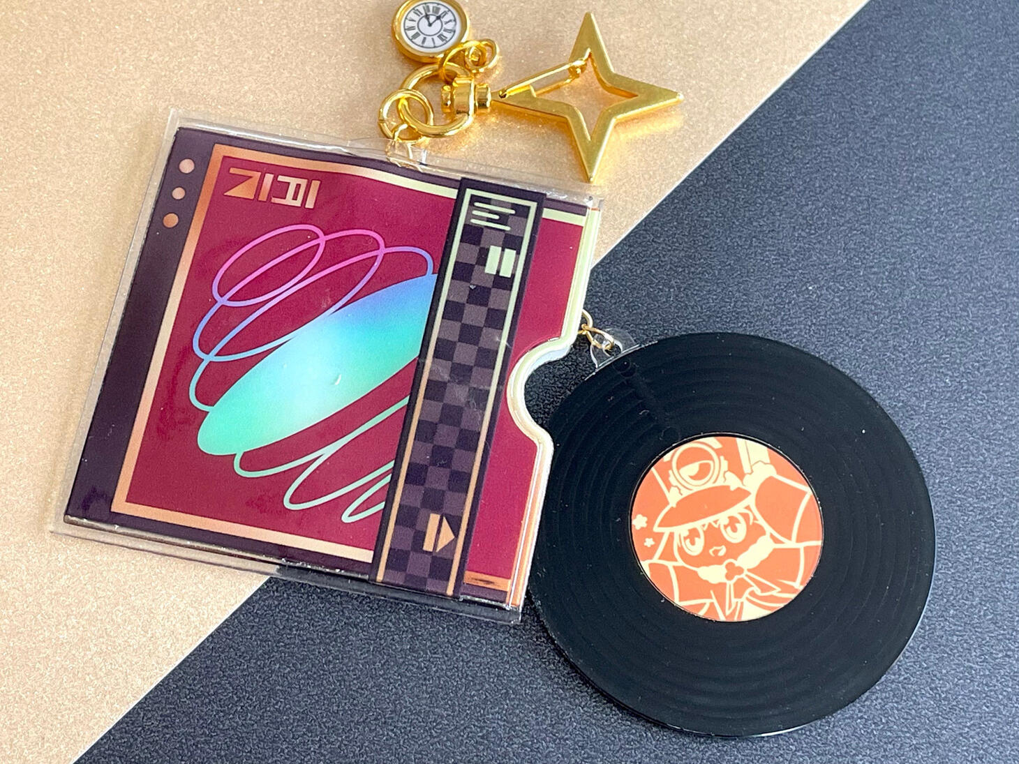 Honkai Star Rail CD Phonograph Keychain